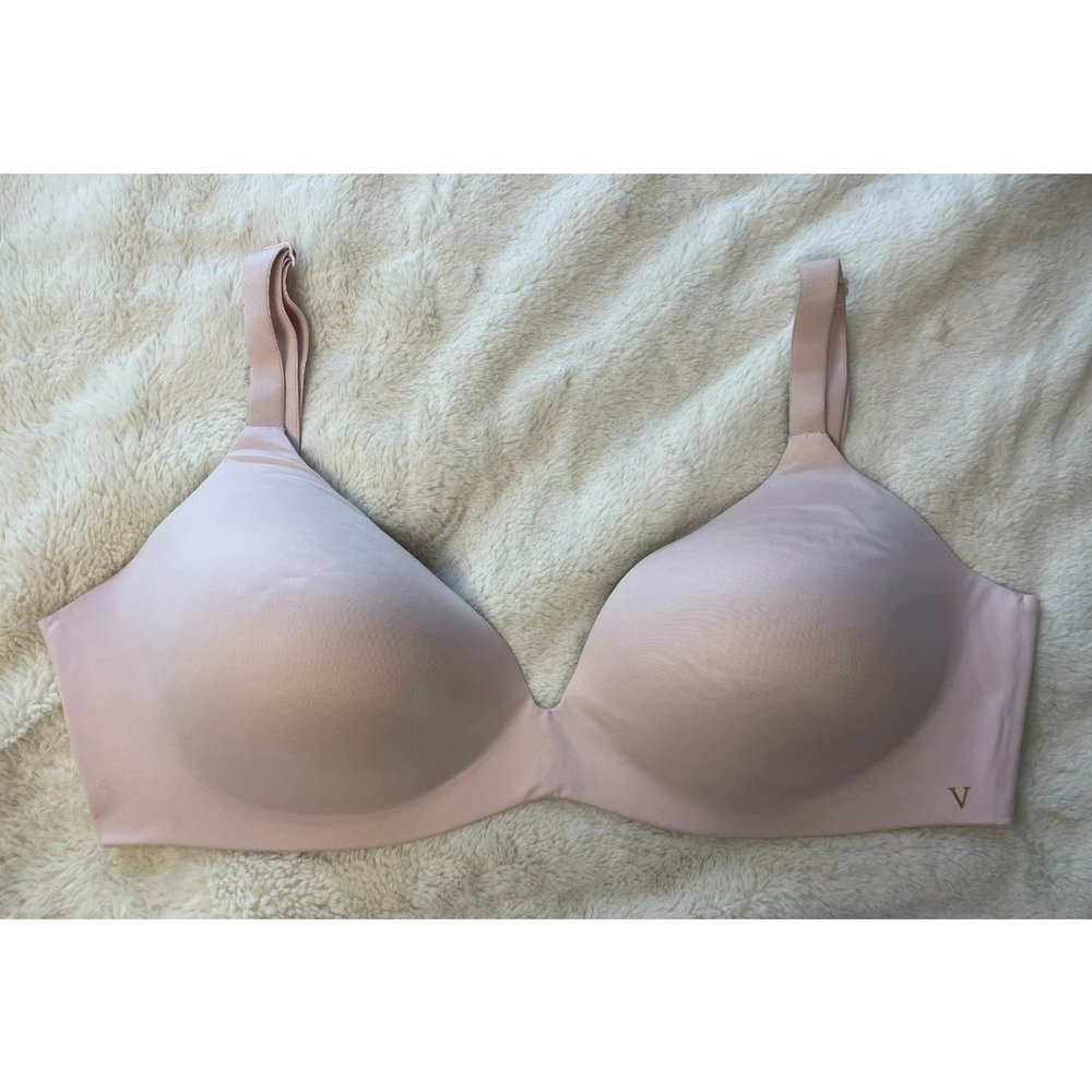 Victoria's Secret Size 38DD Bare Infinity Flex Wireless Bra - Pink